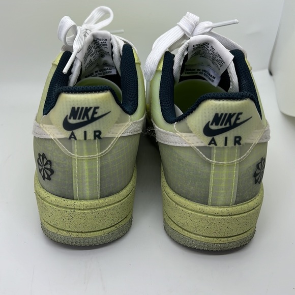 Nike Air Force 1 Crater Light Lemon Size 4.5Y - Picture 2 of 7